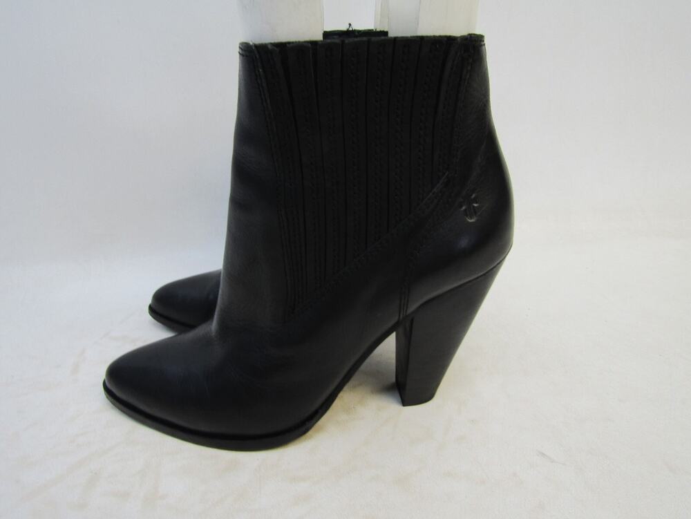 FRYE Womens Size 8 M Black Leather Ankle Fashion Boots